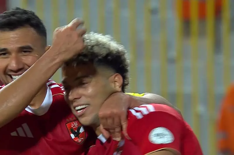 بصمة أولى بعد التعافي.. إمام عاشور يصنع هدف الأهلي الثاني أمام يانج أفريكانز 